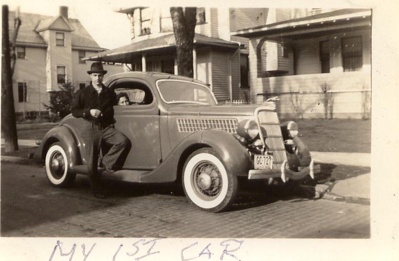 1935 Ford 3 window coup