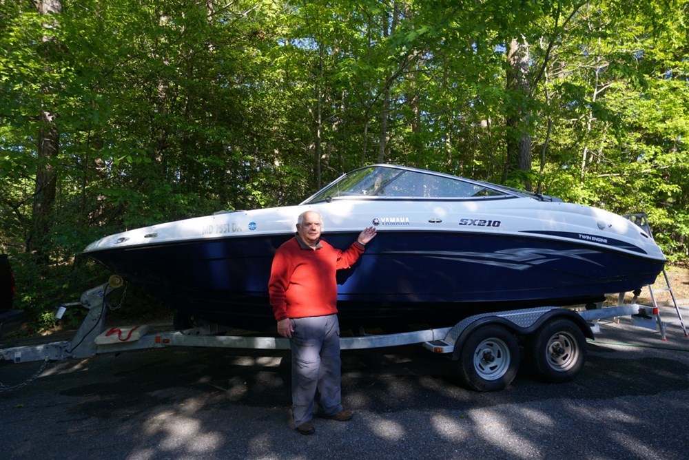 Yamaha Jet boat